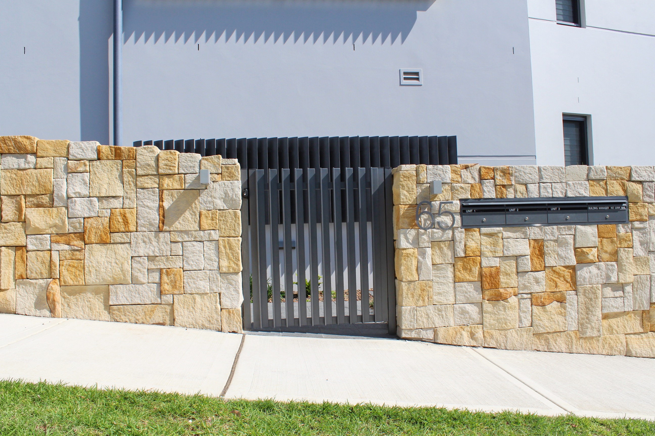 Banded colonial Australian sandstone cladding, Natural stone wall cladding