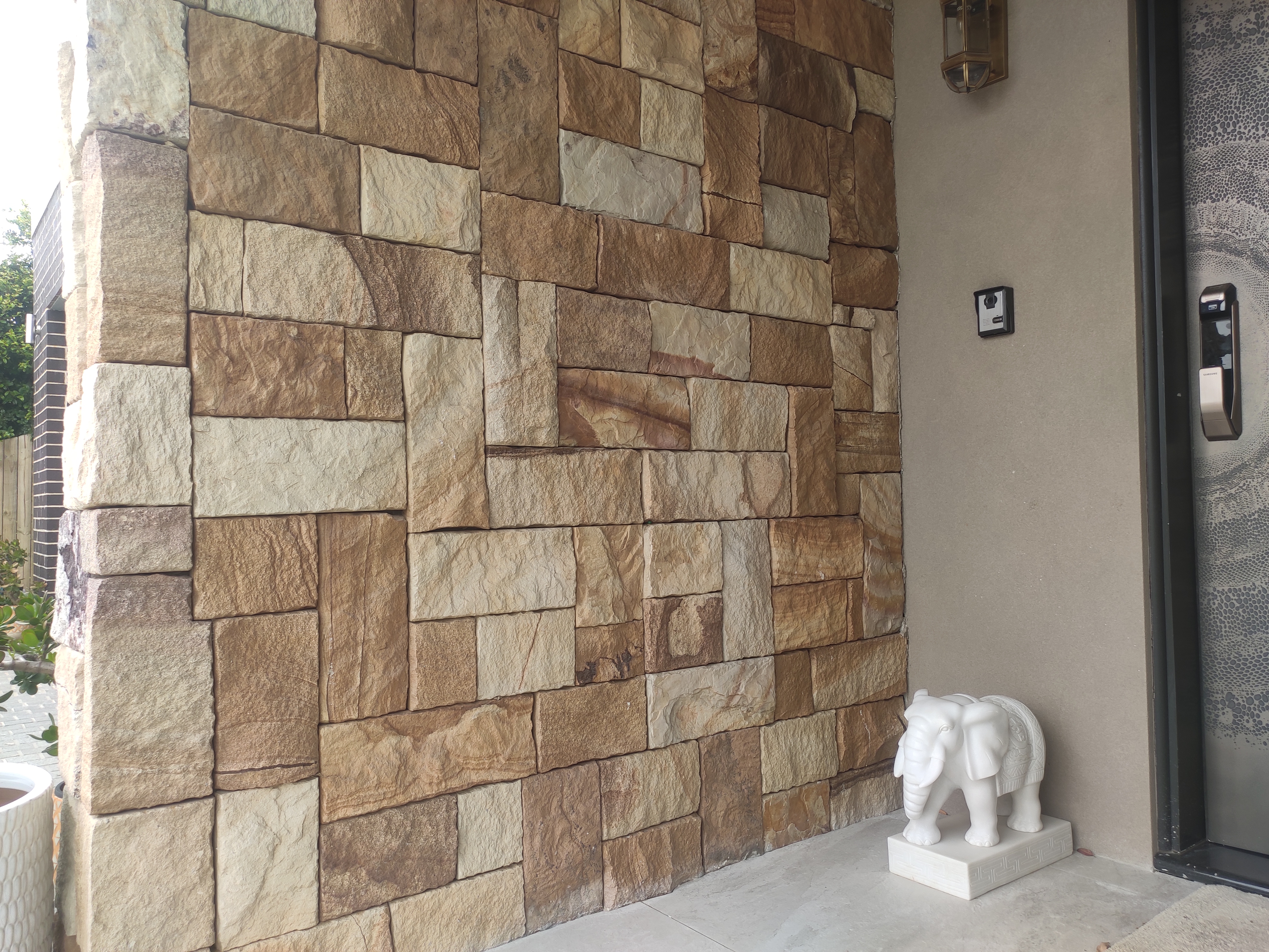 Colonial Ranch Australian stone walling