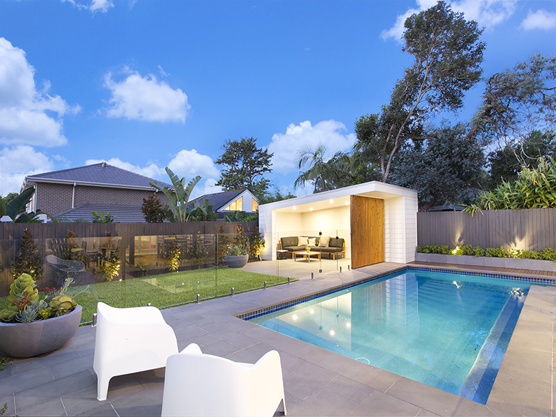 Iluka Sawn Bluestone paver in a swimming pool project