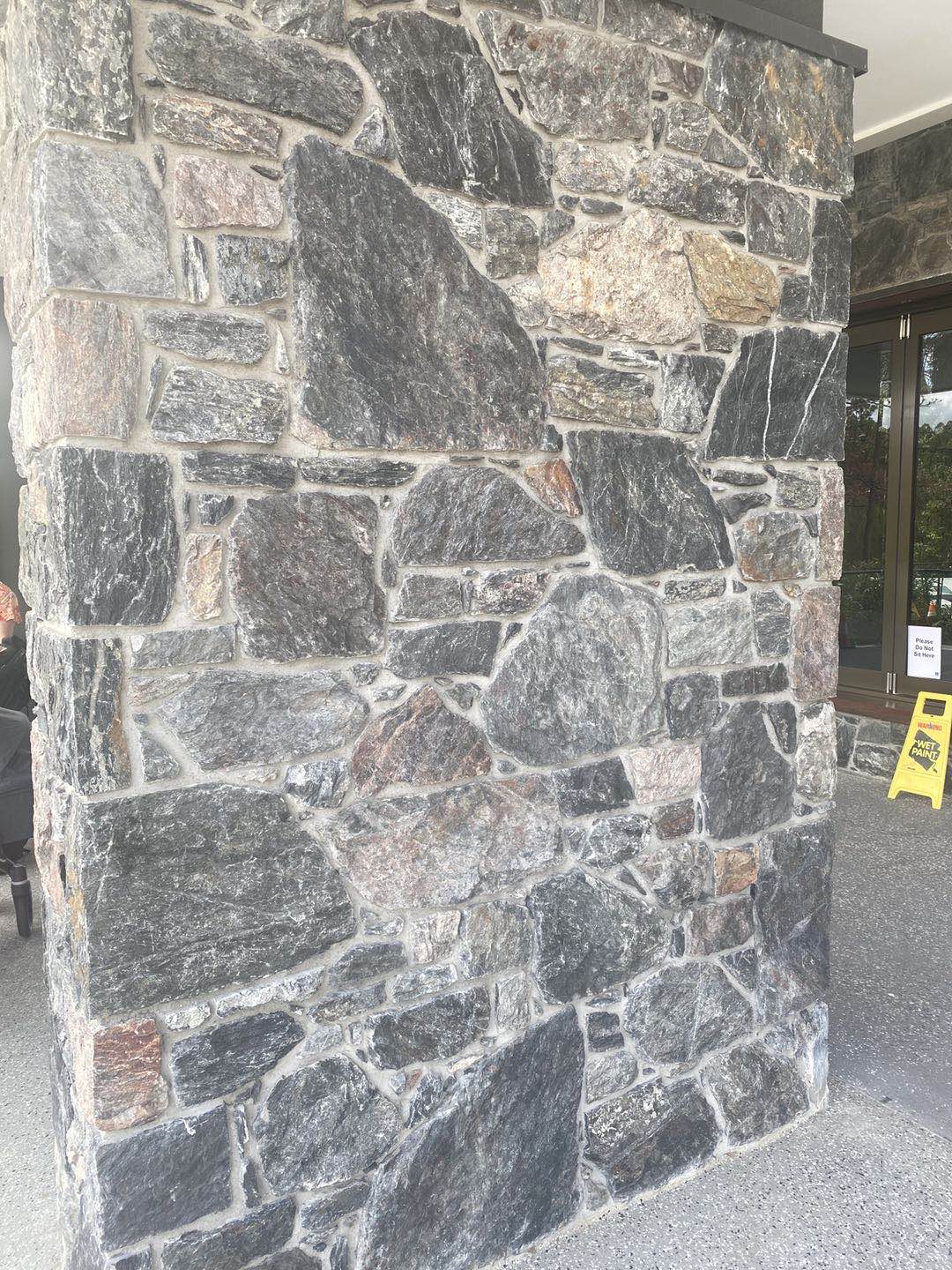 Australian limestone wall cladding - Natural stone walls and floors