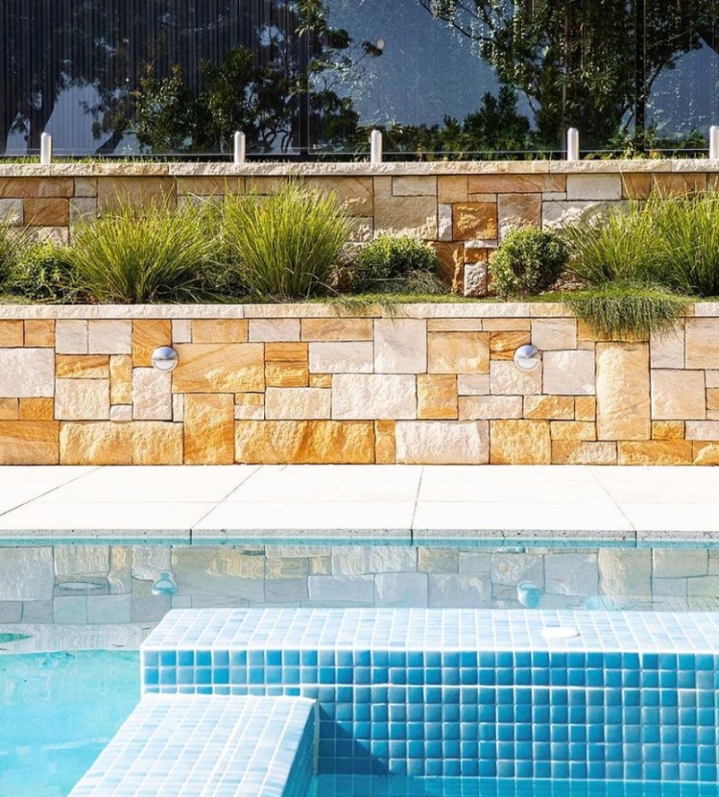 Australian sandstone cladding used in a residential swimming pool project