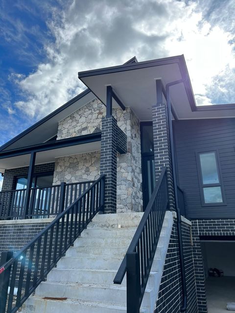 Irregular Brick Cladding Sandstone clad - Irregular Bligh - Australian sandstone cladding