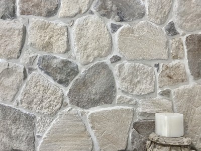 Bligh mixed white and grey sandstone cladding Newstead shop 43
