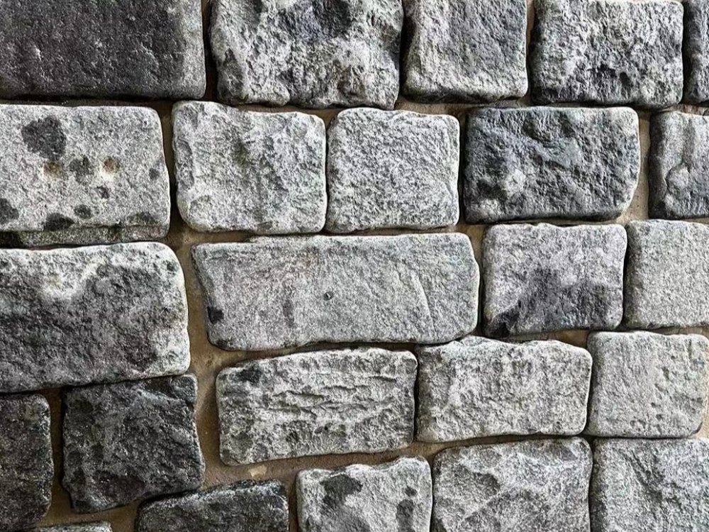 Yulara split face bluestone cladding and flooring cobblestones