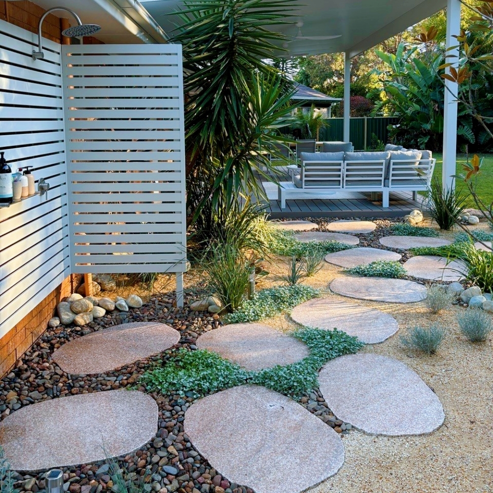 Sunbury gold granite stepping stone from Aussietecture natural stone supplier