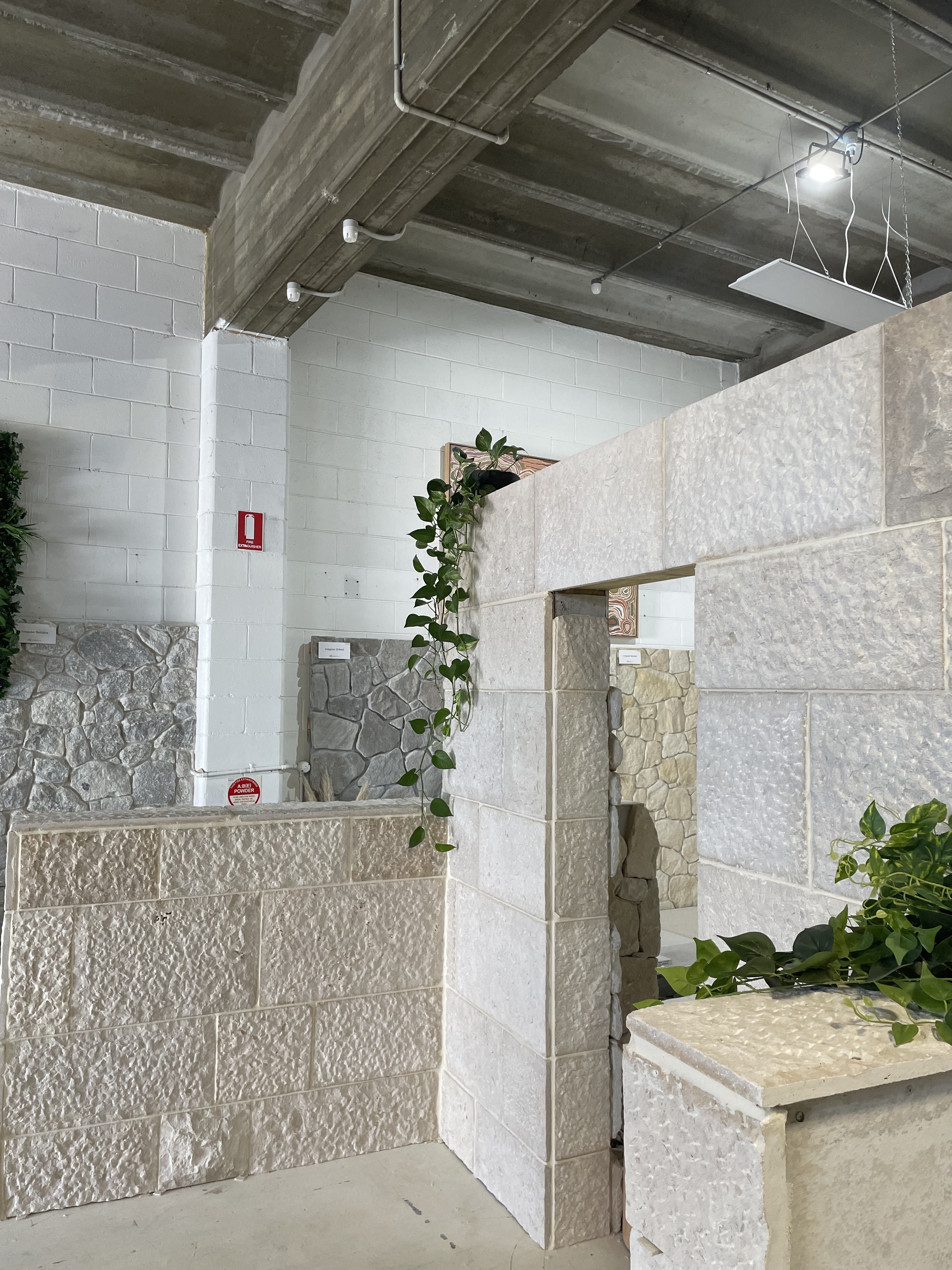 Newstead Sarina Lodge limestone cladding